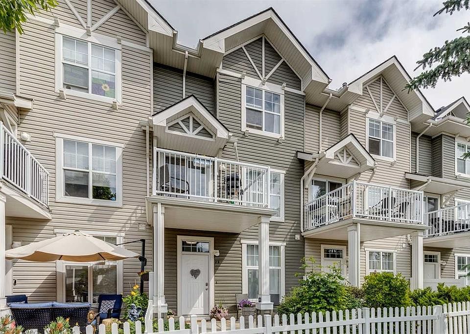 1st image of 23 S Toscana Gdns NW