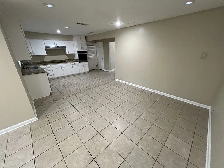 3280 Crestaire Dr — Photo 6