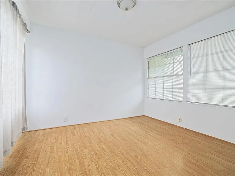 3818 W Euclid Ave — Photo 18