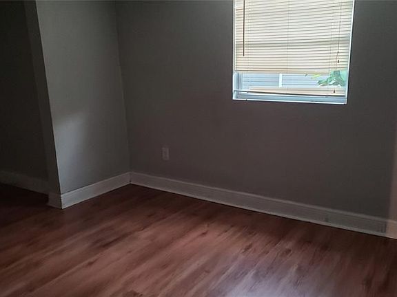 3rd image of 109 E Gladys St #B