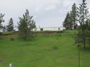 1312 Pingston Creek Rd, Kettle Falls, WA 99141