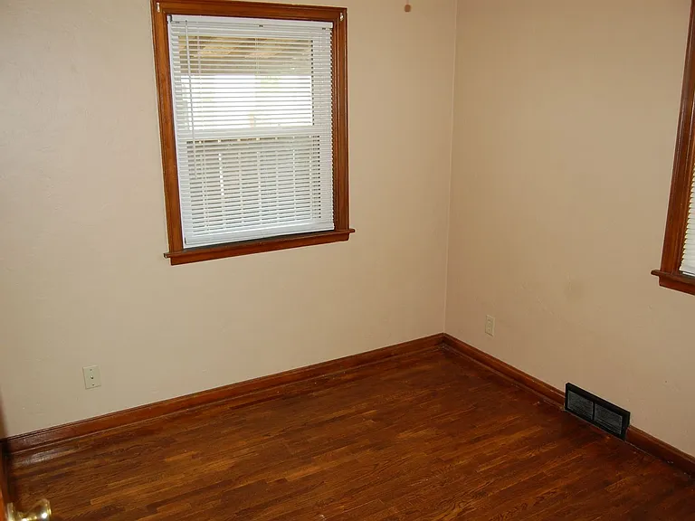 4501-4511 Witherbee Blvd — Photo 12