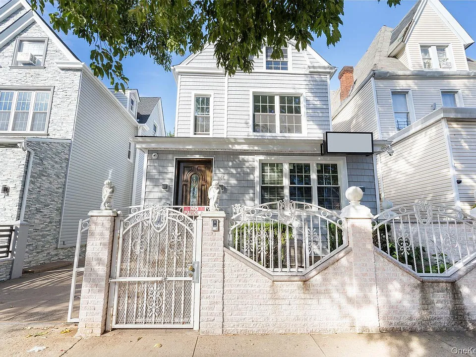 46 Elton St