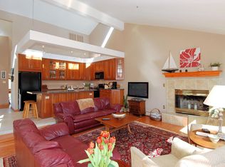 393A Valley Stream Rd, Severna Park, MD 21146