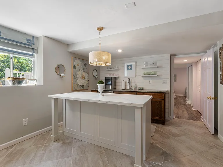 4470 Chatworth Ct NE — Photo 50