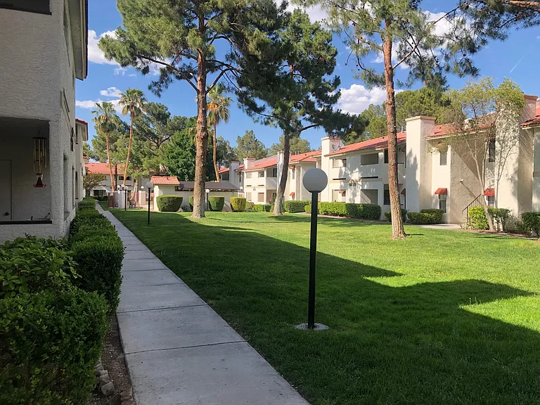 6673 W Tropicana Ave #201 — Photo 12