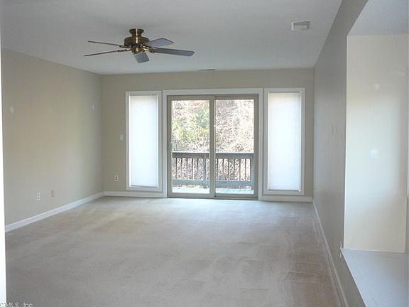4th image of 50 Forest Hill Dr