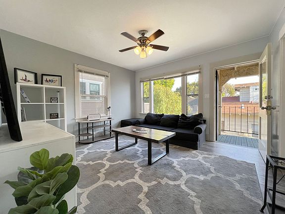 5th image of 1153 E Appleton St #1155