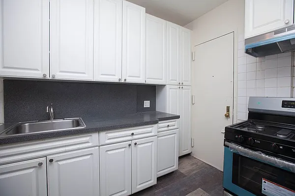 Rented by LG Fairmont Group | media 12