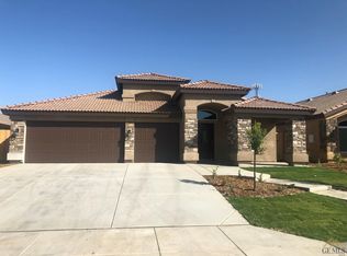5902 Calatrava Dr, Bakersfield, CA 93311