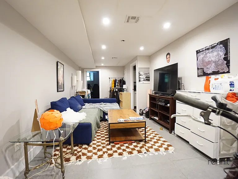 700 Hancock St #1L — Photo 17