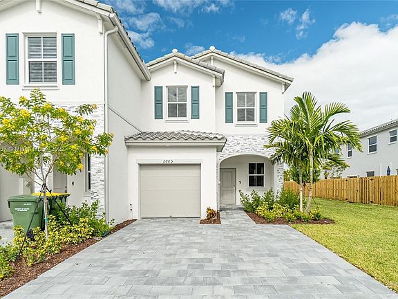 2nd image of 2685 SE 12th Ct #2685