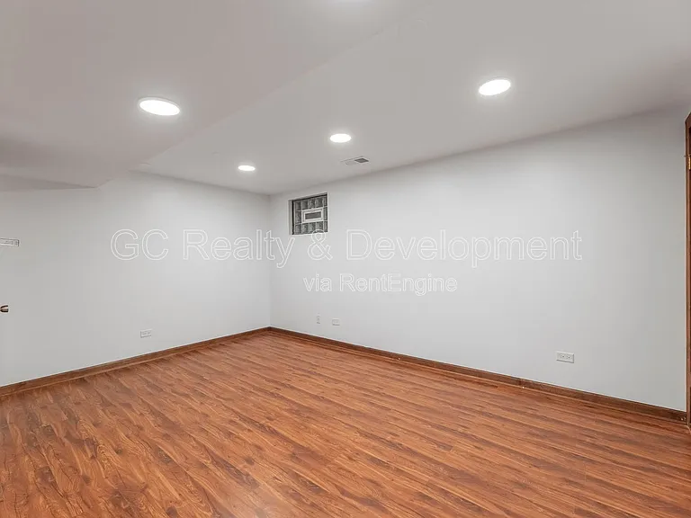 5217 S University Ave #C — Photo 16