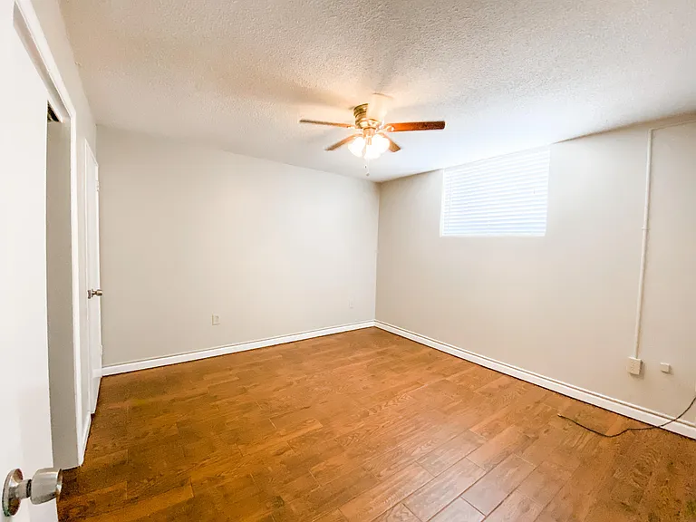 2990 Rhodes Cir S — Photo 9
