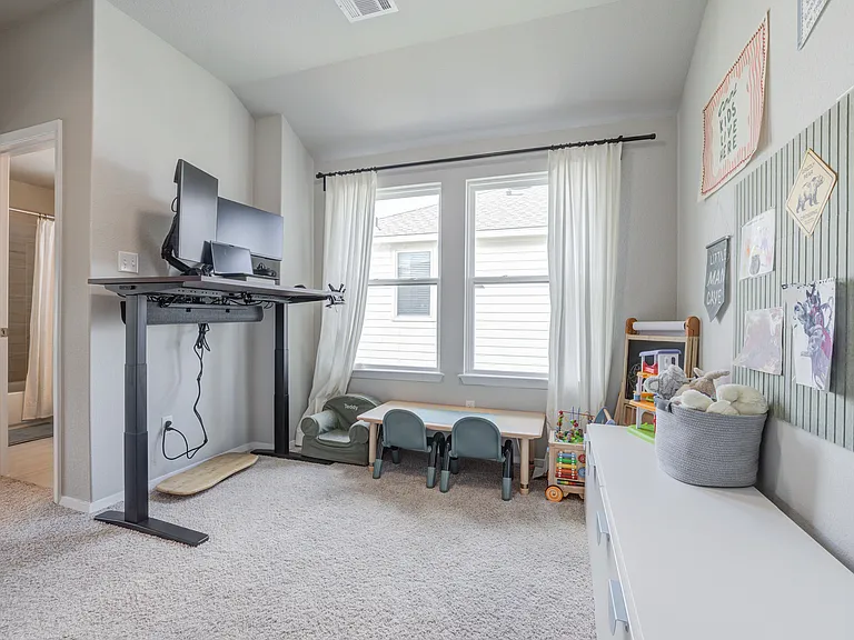 224 Stein Rd — Photo 31