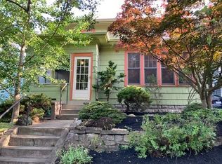 30 E Pacemont Rd, Columbus, OH 43202