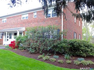 245 Unquowa Rd APT 57, Fairfield, CT 06824