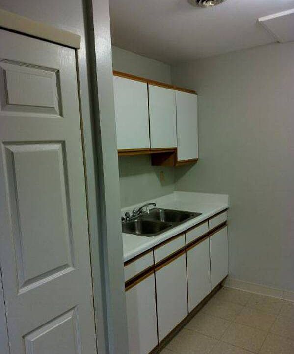 Maple View Garden Apartments Studio Apartment 48 Main St Silver