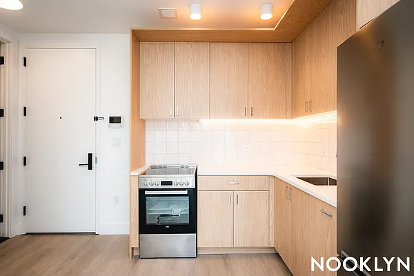 Rented by Nooklyn NYC LLC | media 10