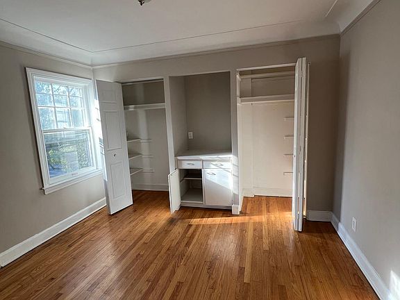 3rd image of 5214 Hereford St