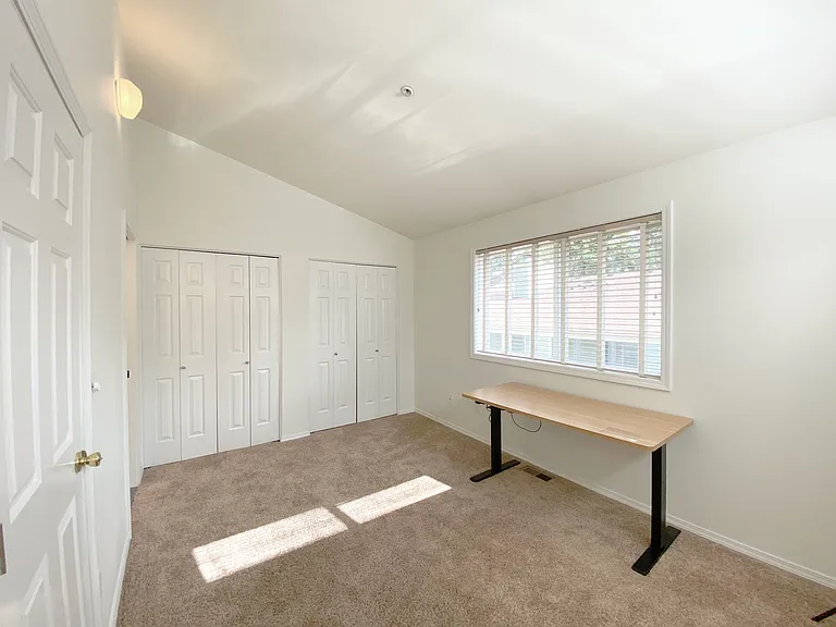 19523 Aurora Ave N #B-13 — Photo 13