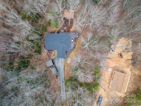 116 Woodpecker Ln, Brevard, NC 28712