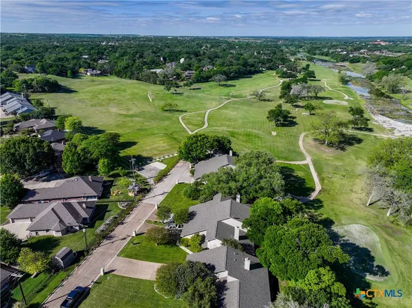 1910 Old Mill Rd APT 7, Salado, TX 76571