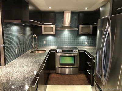 2500 Parkview Dr APT 2319, Hallandale, FL, 33009