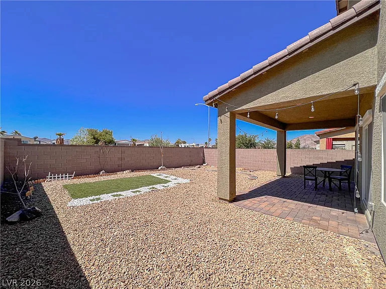 385 Canyon Mist Ct — Photo 28