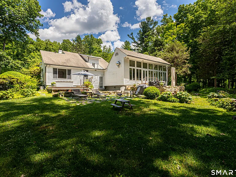896 Westport Rd — Photo 31