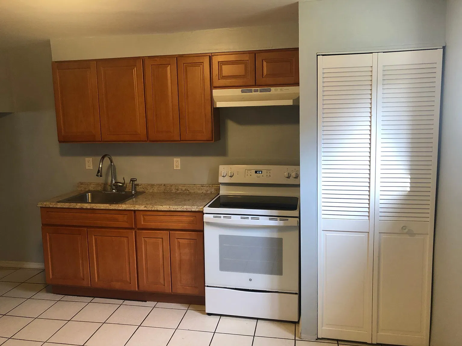 2 bed, 1100 sqft, $1,495 — Photo 3