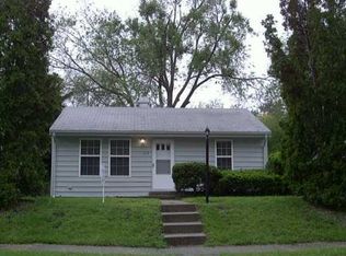 1313 Fremont St, South Bend, IN 46628