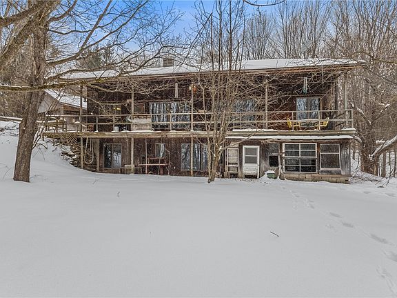 3rd image of 216 Smith Rd