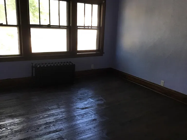 930 Emerald St #3A — Photo 11