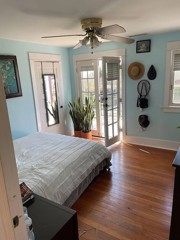 5 bed, 3100 sqft, $1,850 — Photo 2