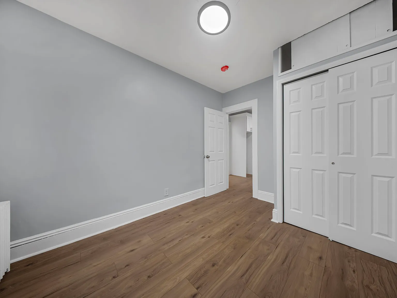 2 bed, 1200 sqft, $2,600 — Photo 3