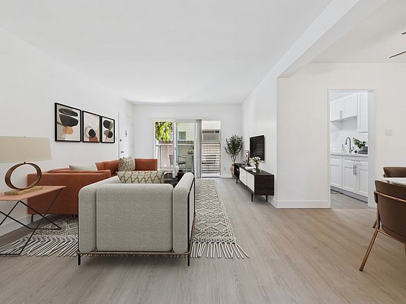 4th image of 7055 Sepulveda Blvd APT 12