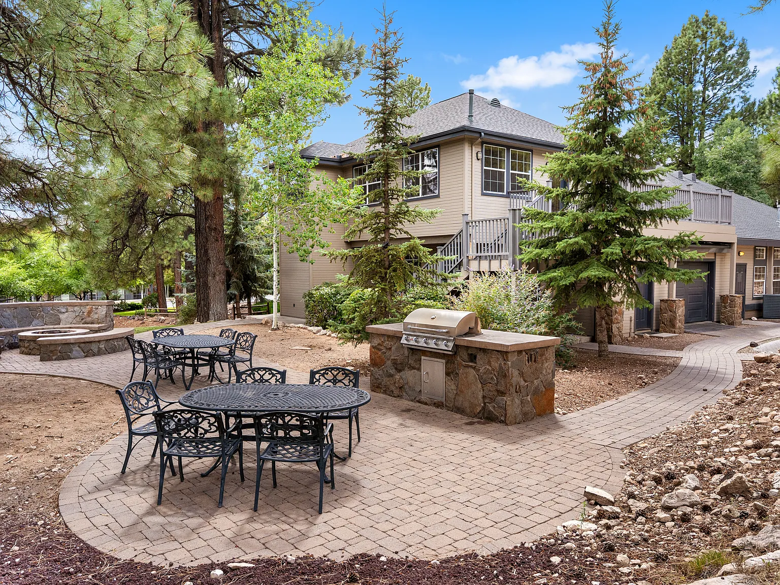 Highland Village Apartments — Photo 1