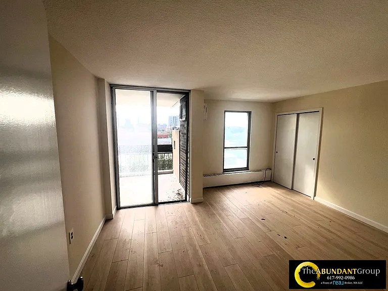 872 Massachusetts Ave #6-A — Photo 12