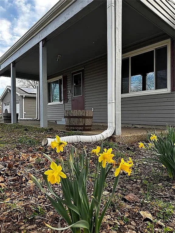 3 bed, 1271 sqft, $2,200 — Photo 4