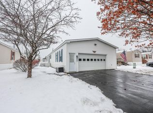 8 Deanna Dr, Belmont, NH 03220