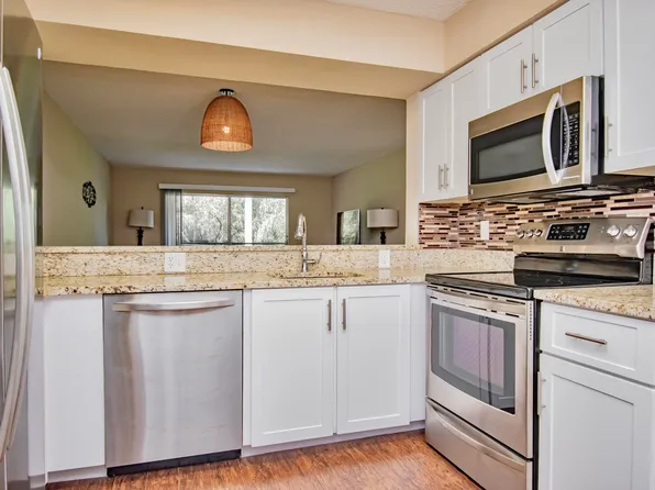 7281 Amberly Lane #205, Delray Beach, FL 33446