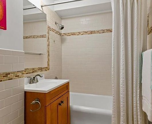 5th image of 2681 Broadway #2L