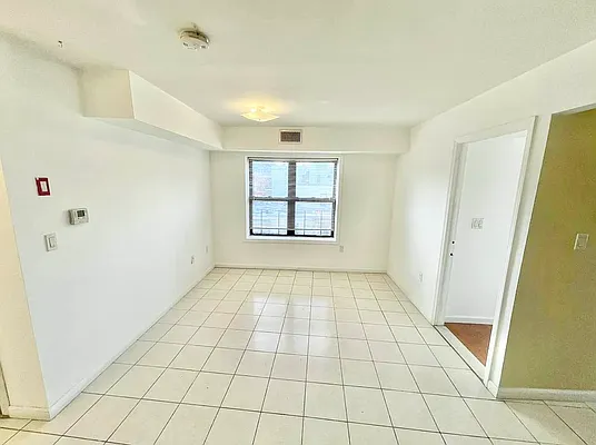 Rented by Century 21 Premier  | media 17