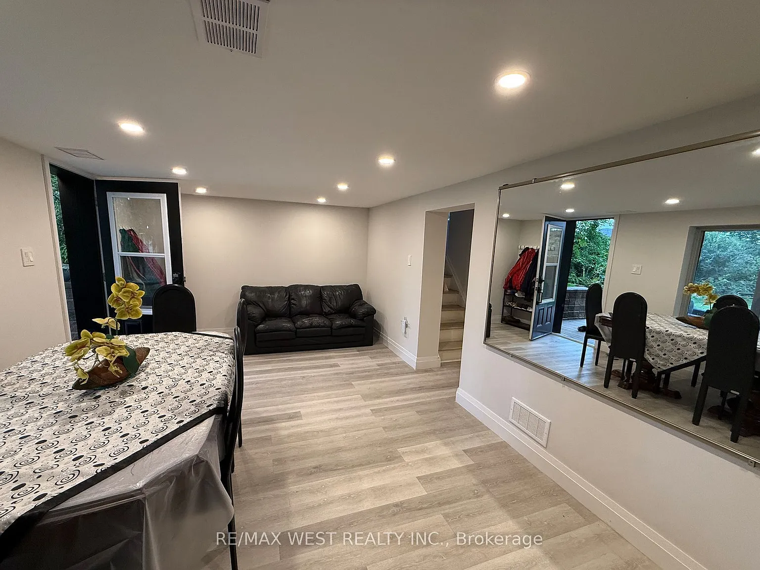 1 bed, $1,800 — Photo 3