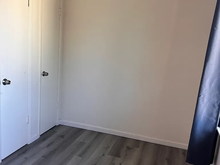 475 N Manila Ave — Photo 4