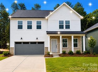 547 Cottage Garden Ln, Belmont, NC 28012