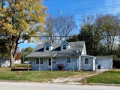 115 N Border St, Troy, IL, 62294