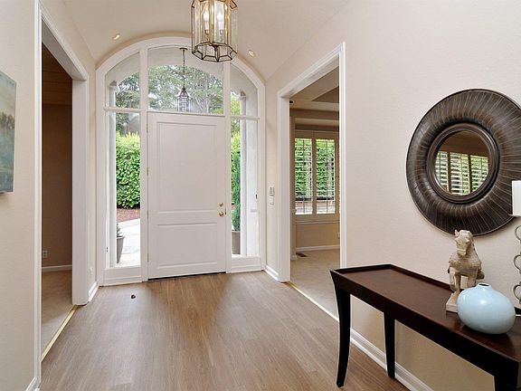 2nd image of 24269 Dawnridge Dr