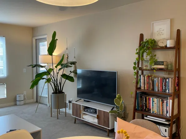 6400 Christie Ave, Emeryville, CA